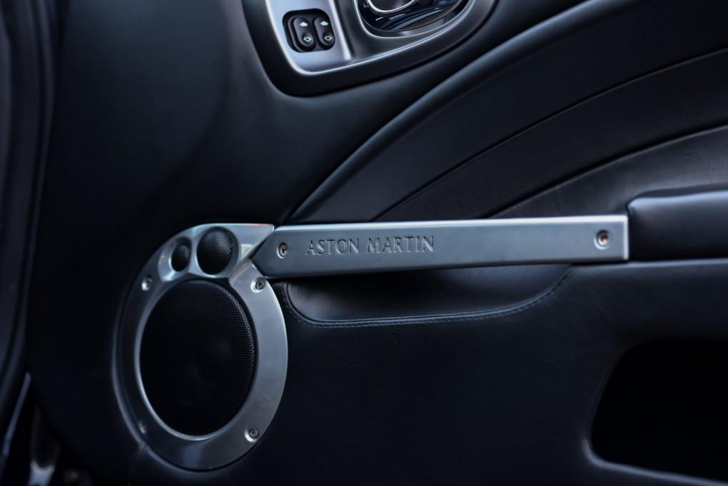 2005 Aston Martin Vanquish