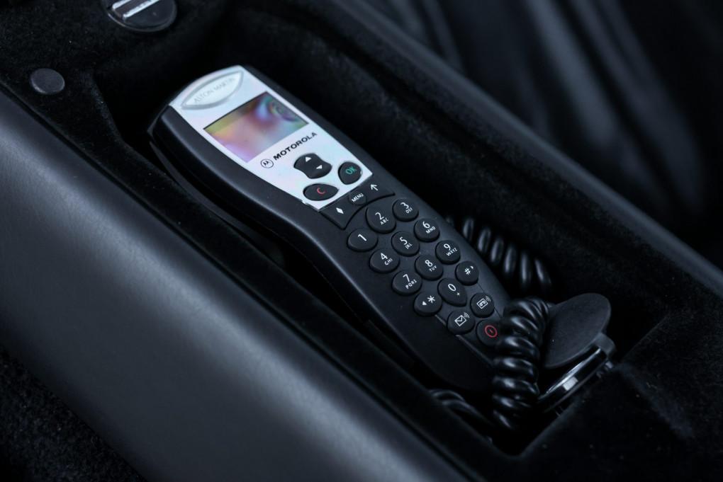 2005 Aston Martin Vanquish