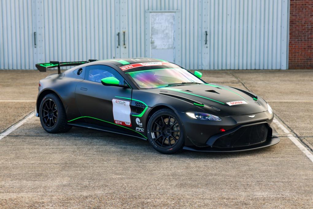 2021 Aston Martin Vantage