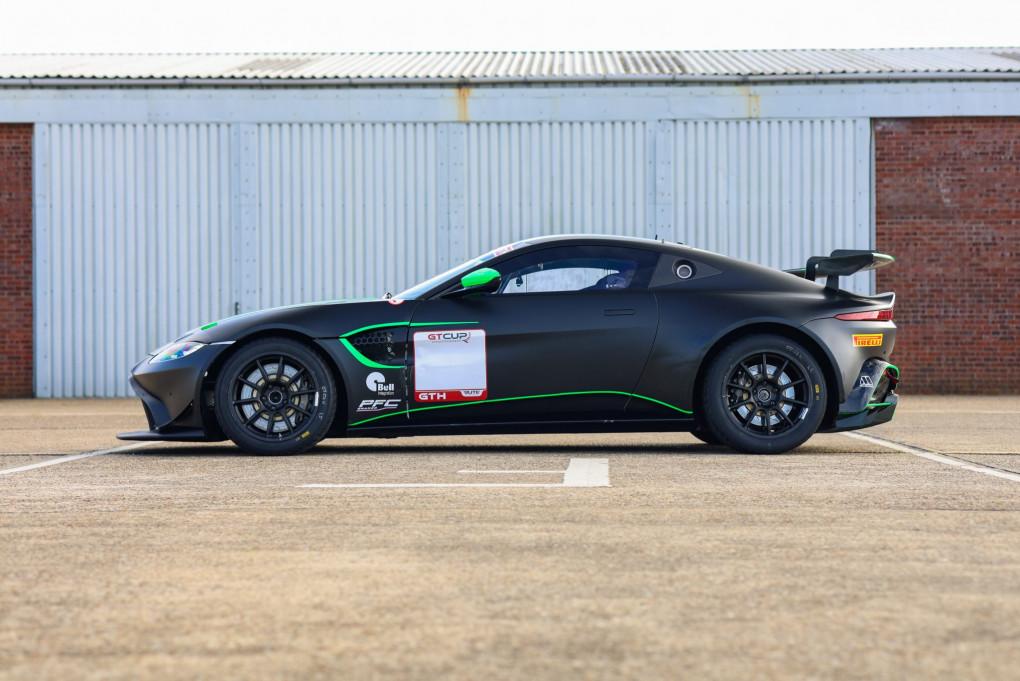 2021 Aston Martin Vantage