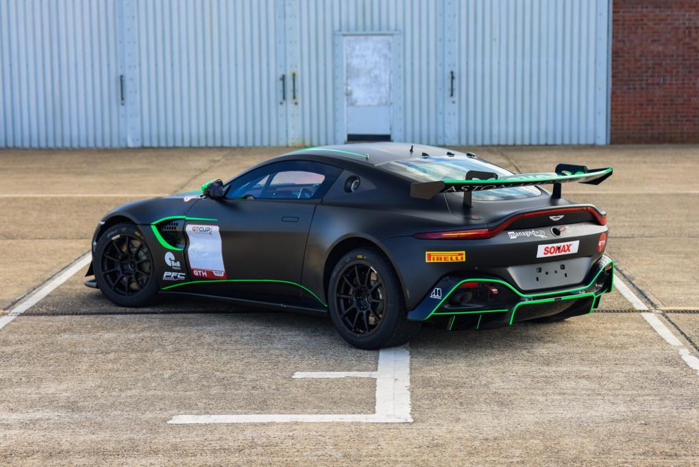 2021 Aston Martin Vantage