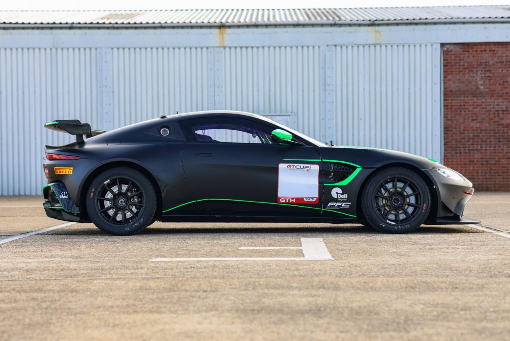 2021 Aston Martin Vantage