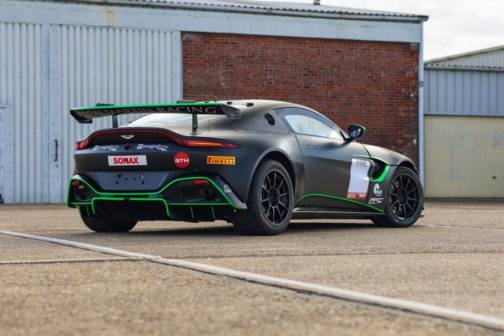 2021 Aston Martin Vantage