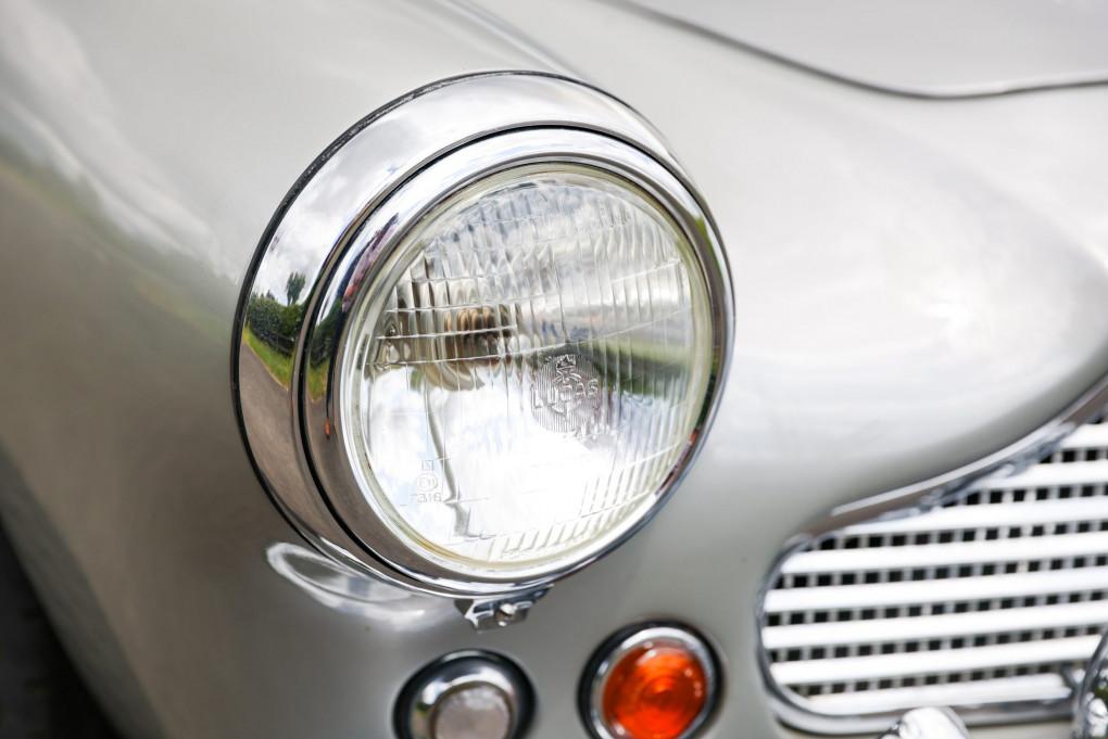 1961 Aston Martin DB4