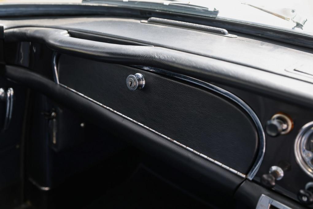 1961 Aston Martin DB4