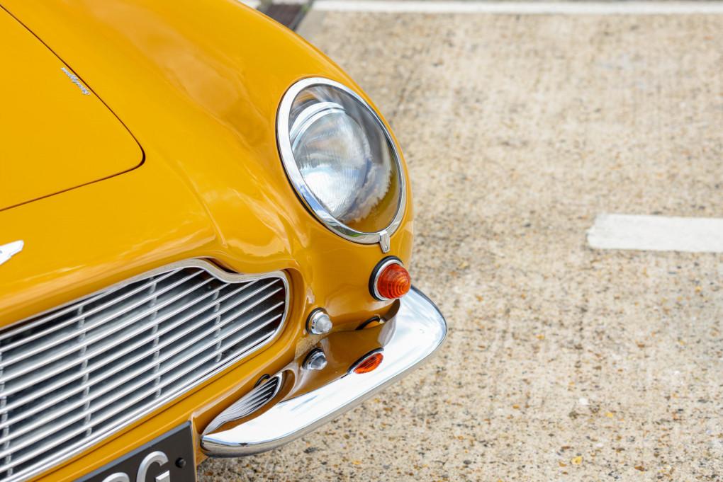 1969 Aston Martin DB6