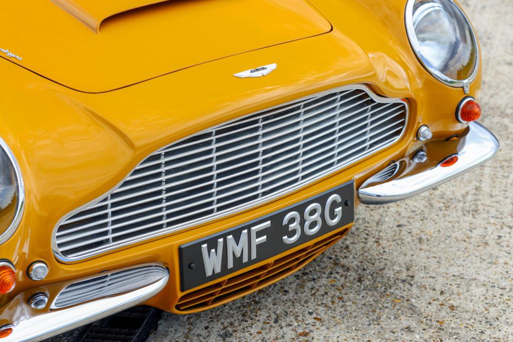 1969 Aston Martin DB6