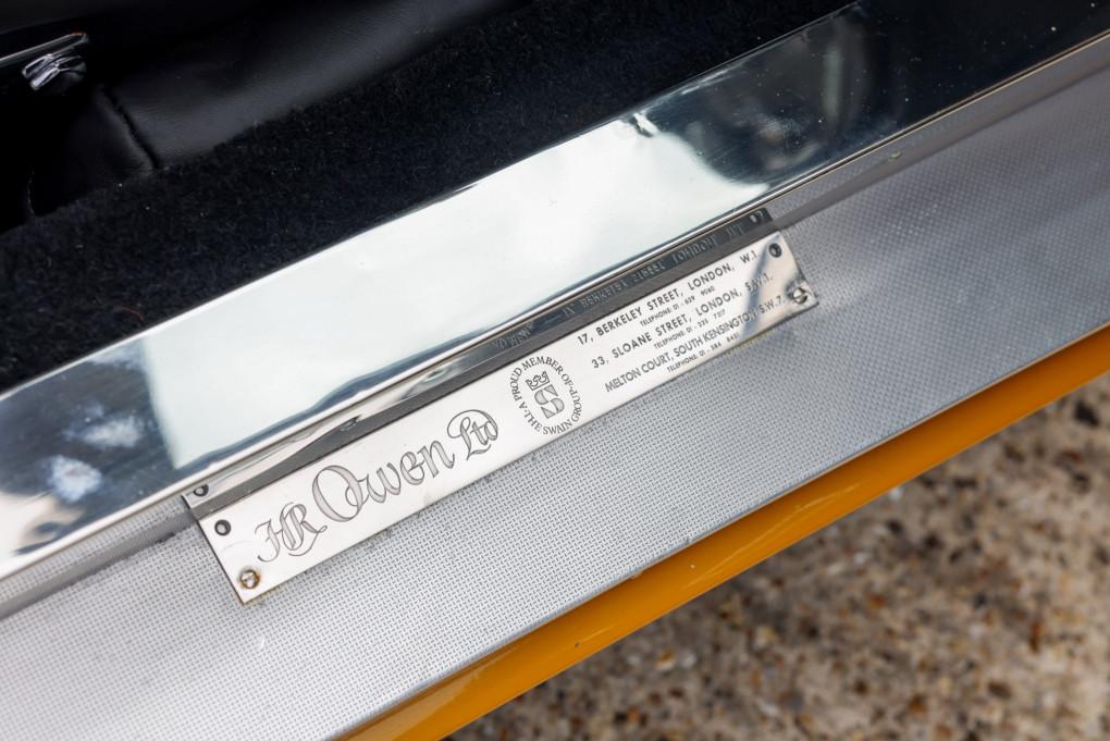 1969 Aston Martin DB6