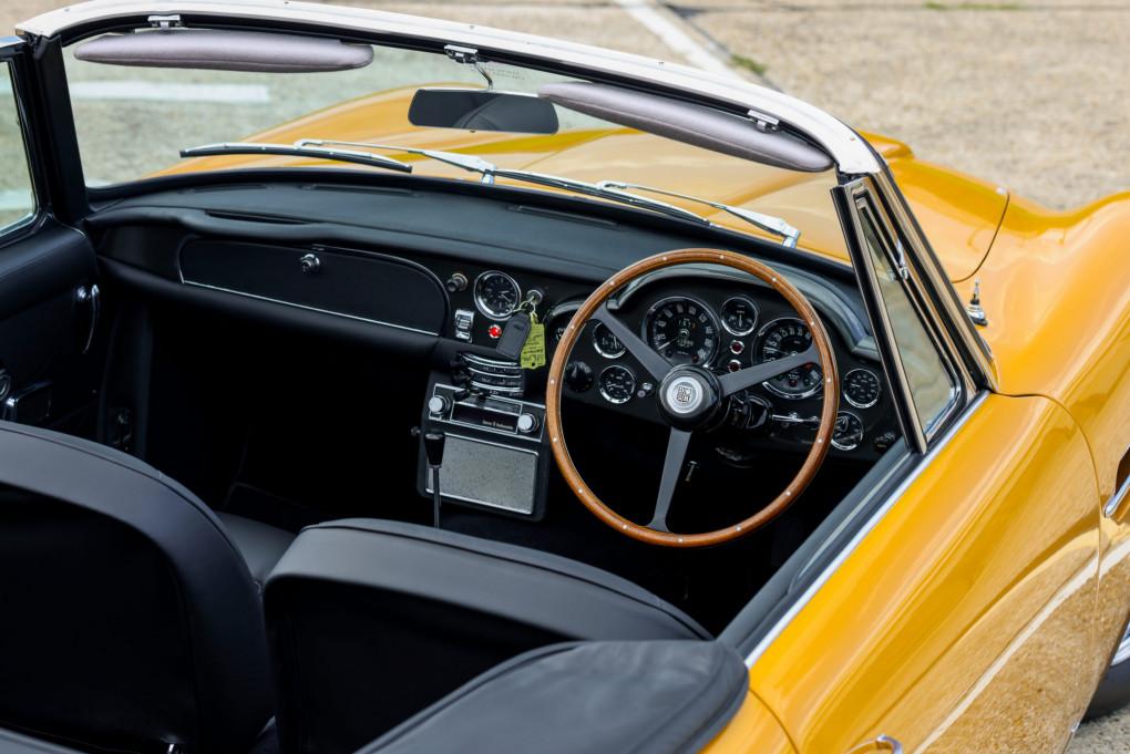 1969 Aston Martin DB6