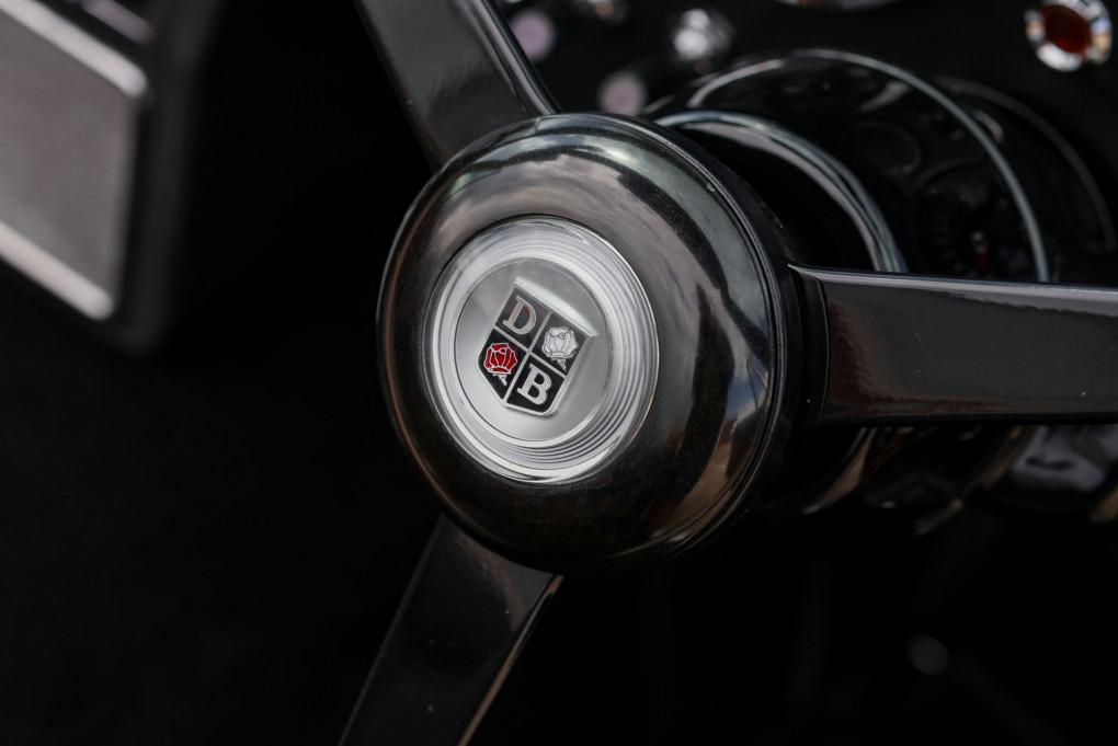 1969 Aston Martin DB6