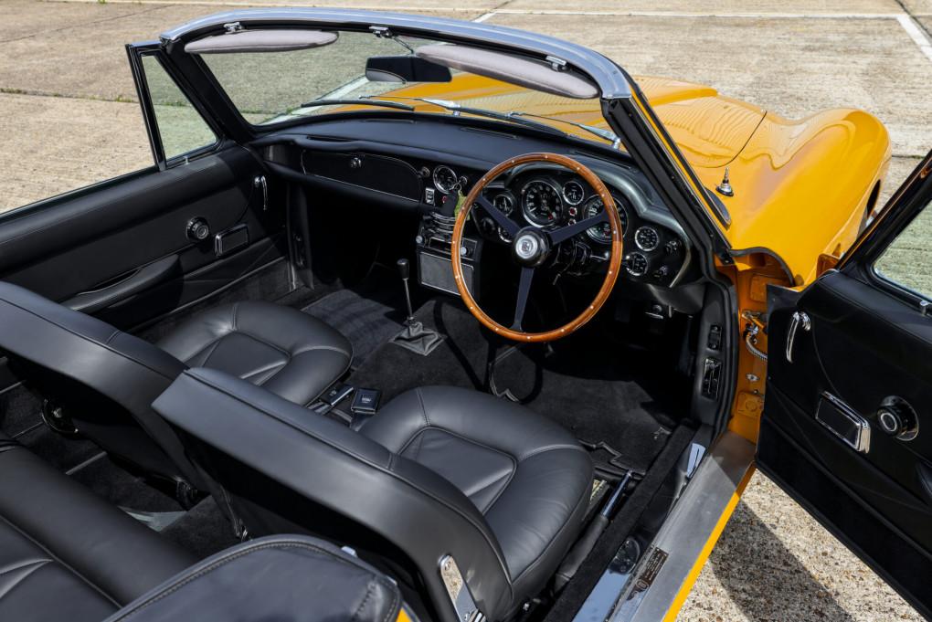 1969 Aston Martin DB6