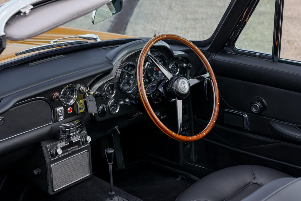 1969 Aston Martin DB6