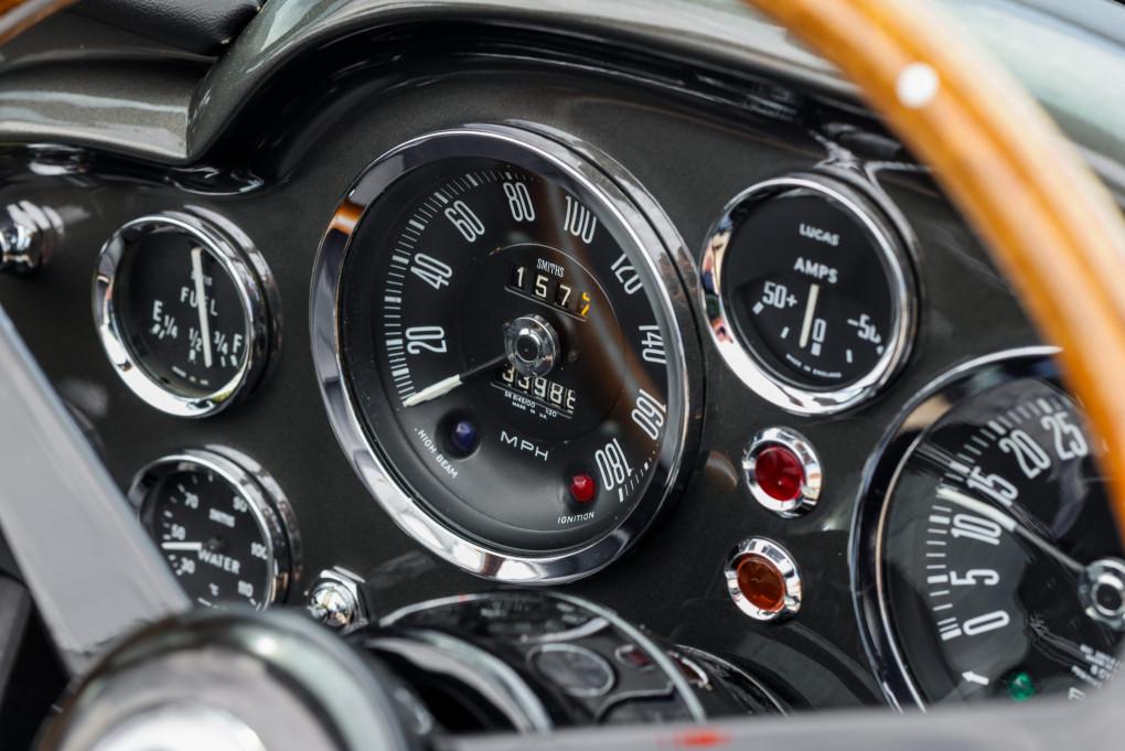 1969 Aston Martin DB6