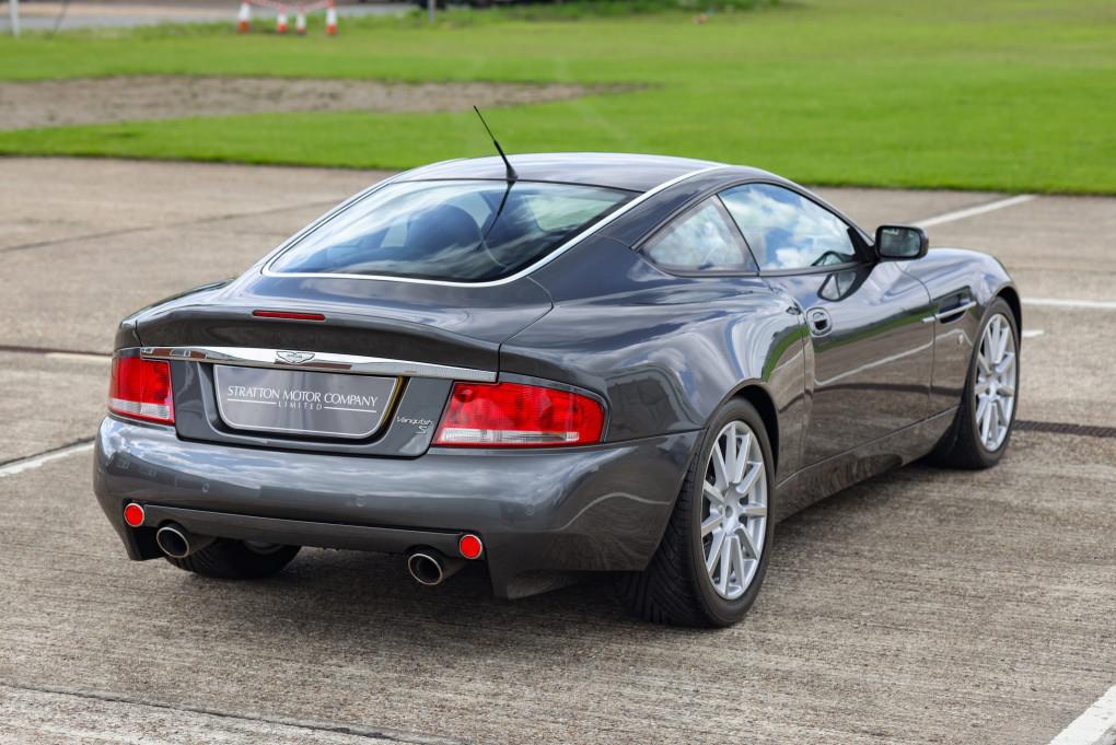 2006 Aston Martin Vanquish