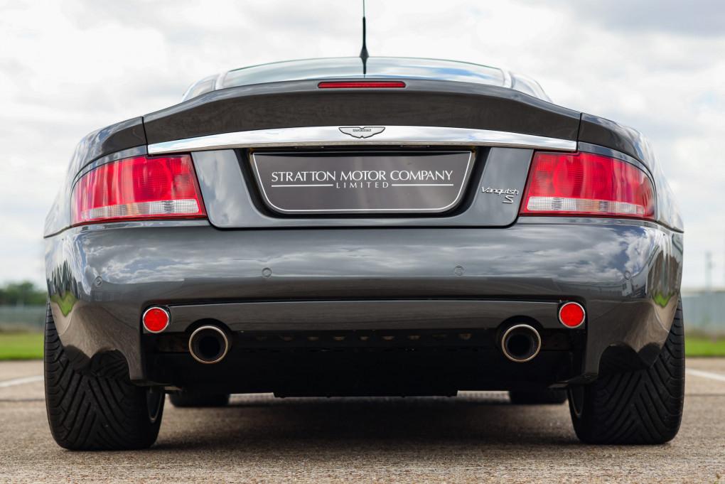 2006 Aston Martin Vanquish