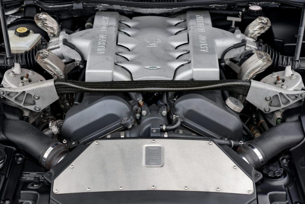 2006 Aston Martin Vanquish