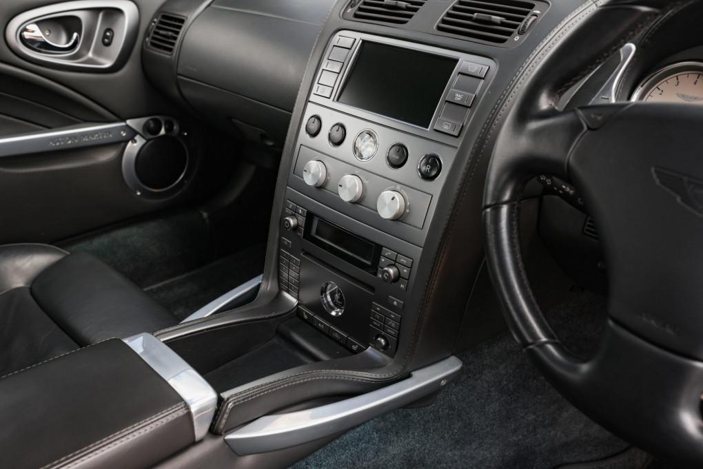 2006 Aston Martin Vanquish