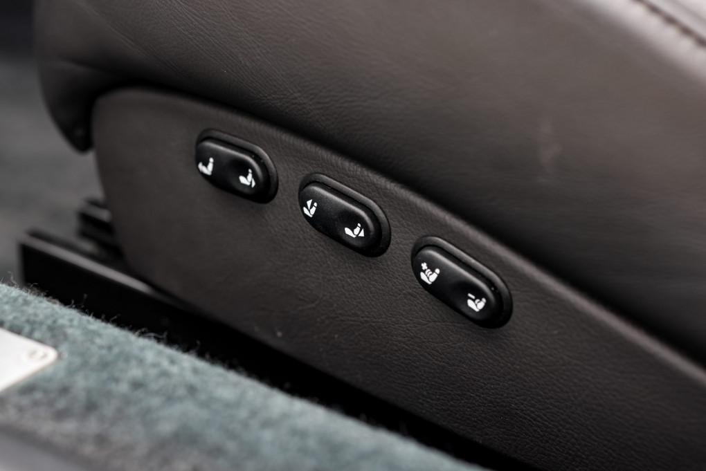 2006 Aston Martin Vanquish