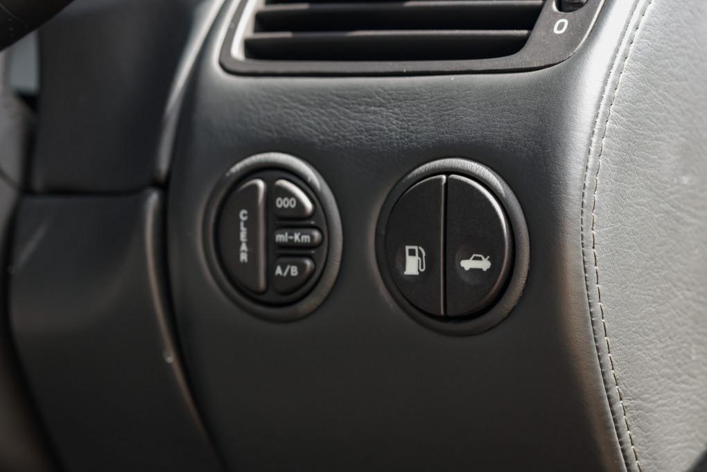 2006 Aston Martin Vanquish