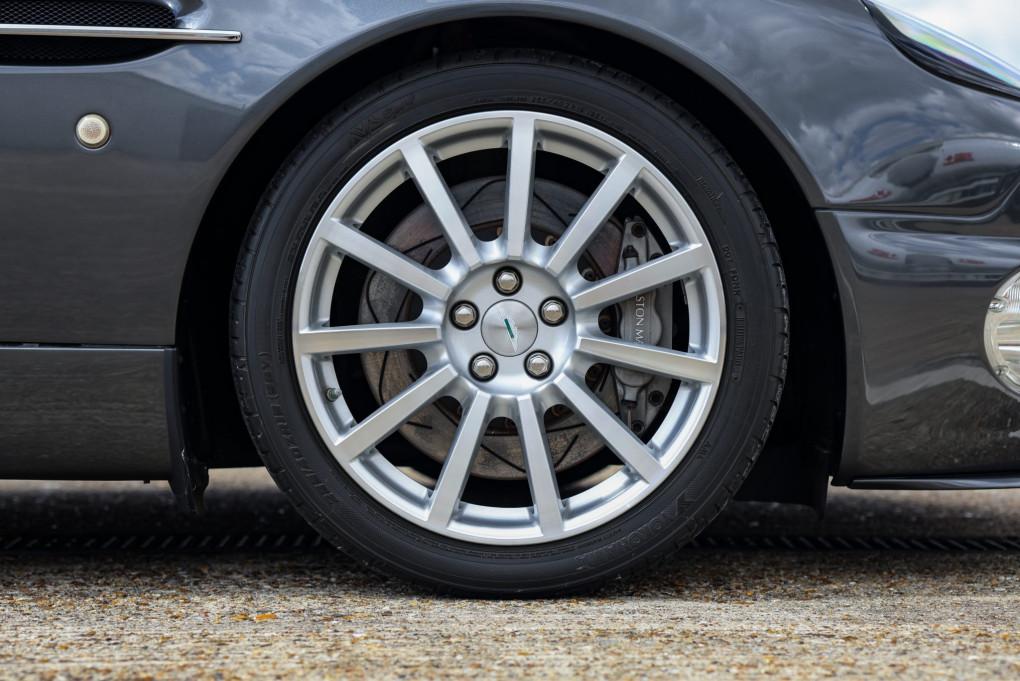 2006 Aston Martin Vanquish