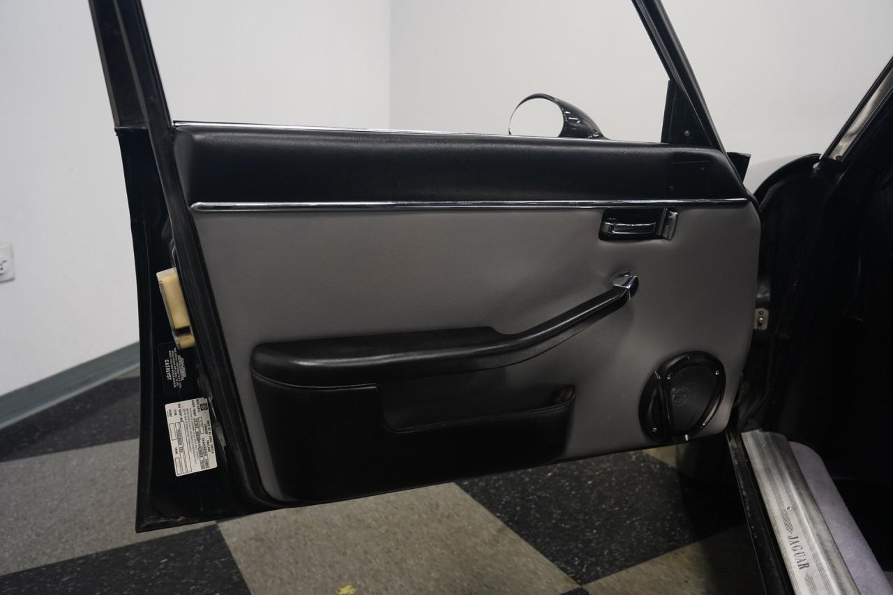 1983 Jaguar XJ6 Restomod