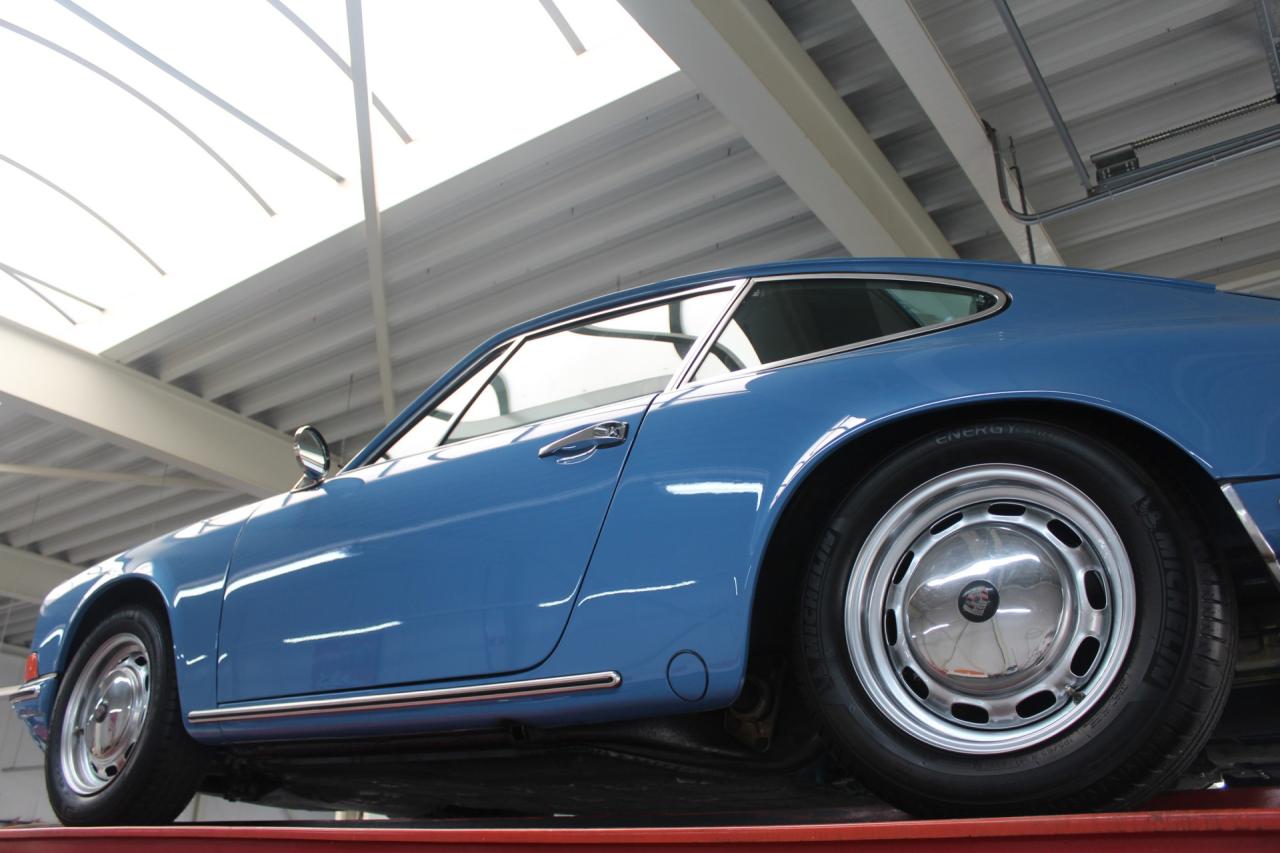 1969 Porsche 912 coup&eacute; &ldquo;Factory 5-speed&rdquo;