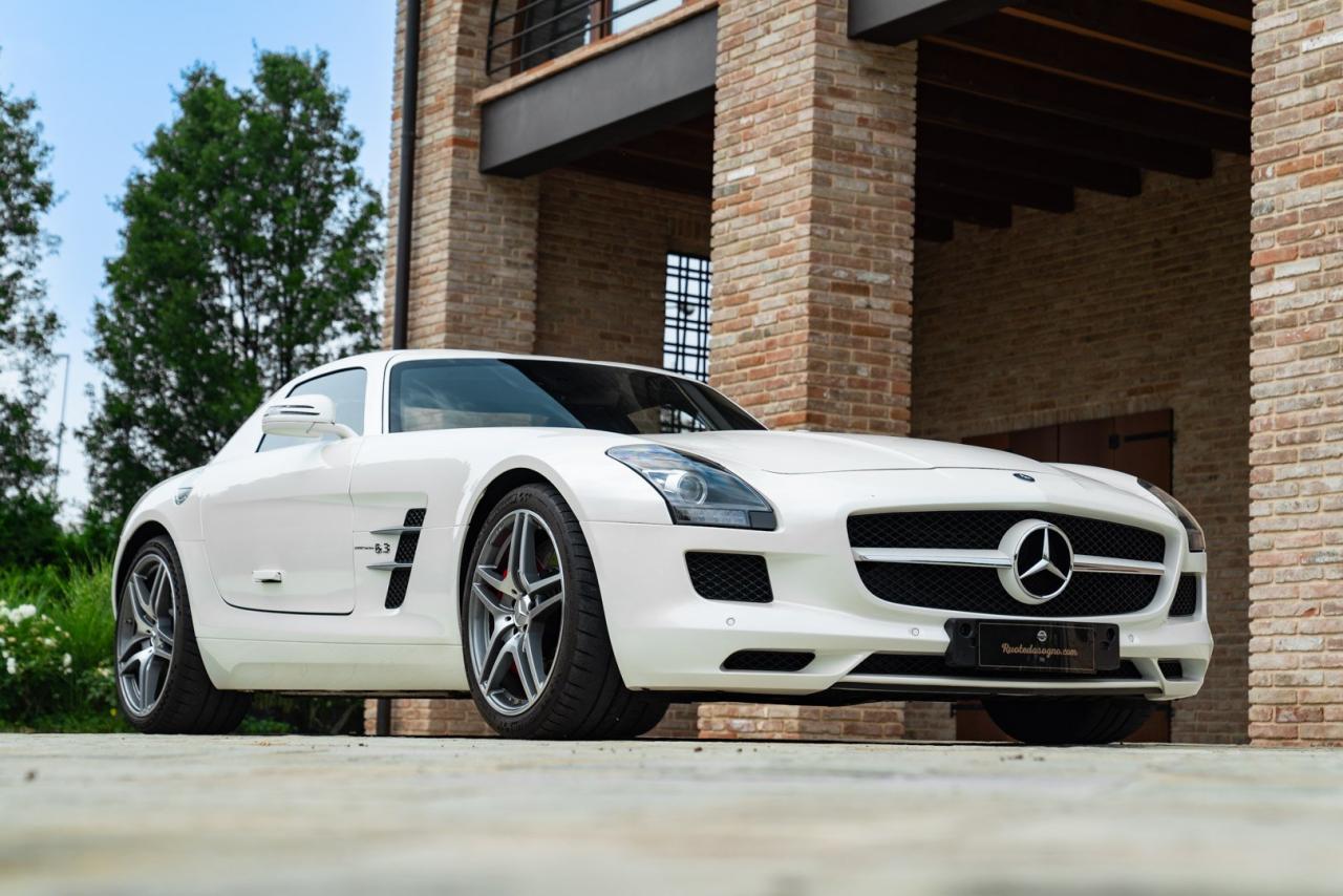 2010 Mercedes - Benz SLS AMG