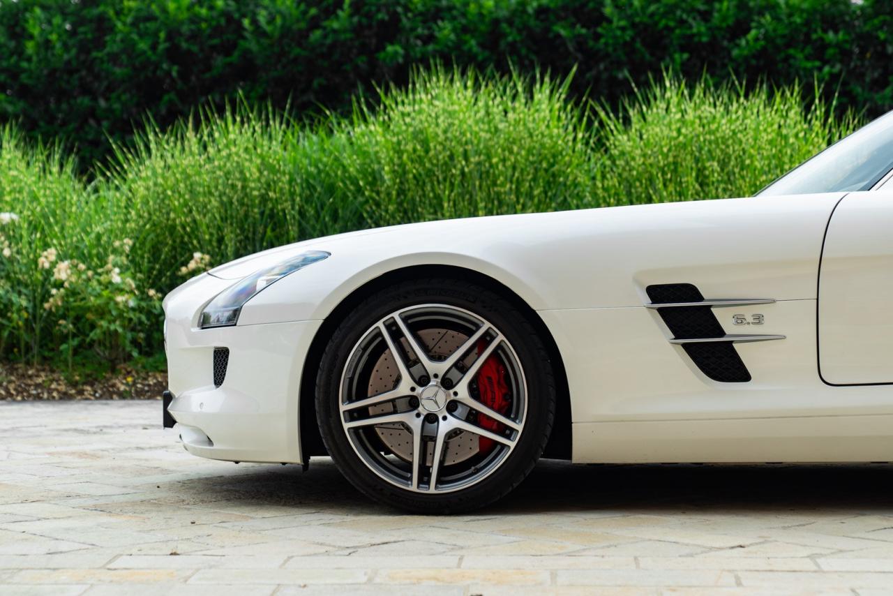 2010 Mercedes - Benz SLS AMG
