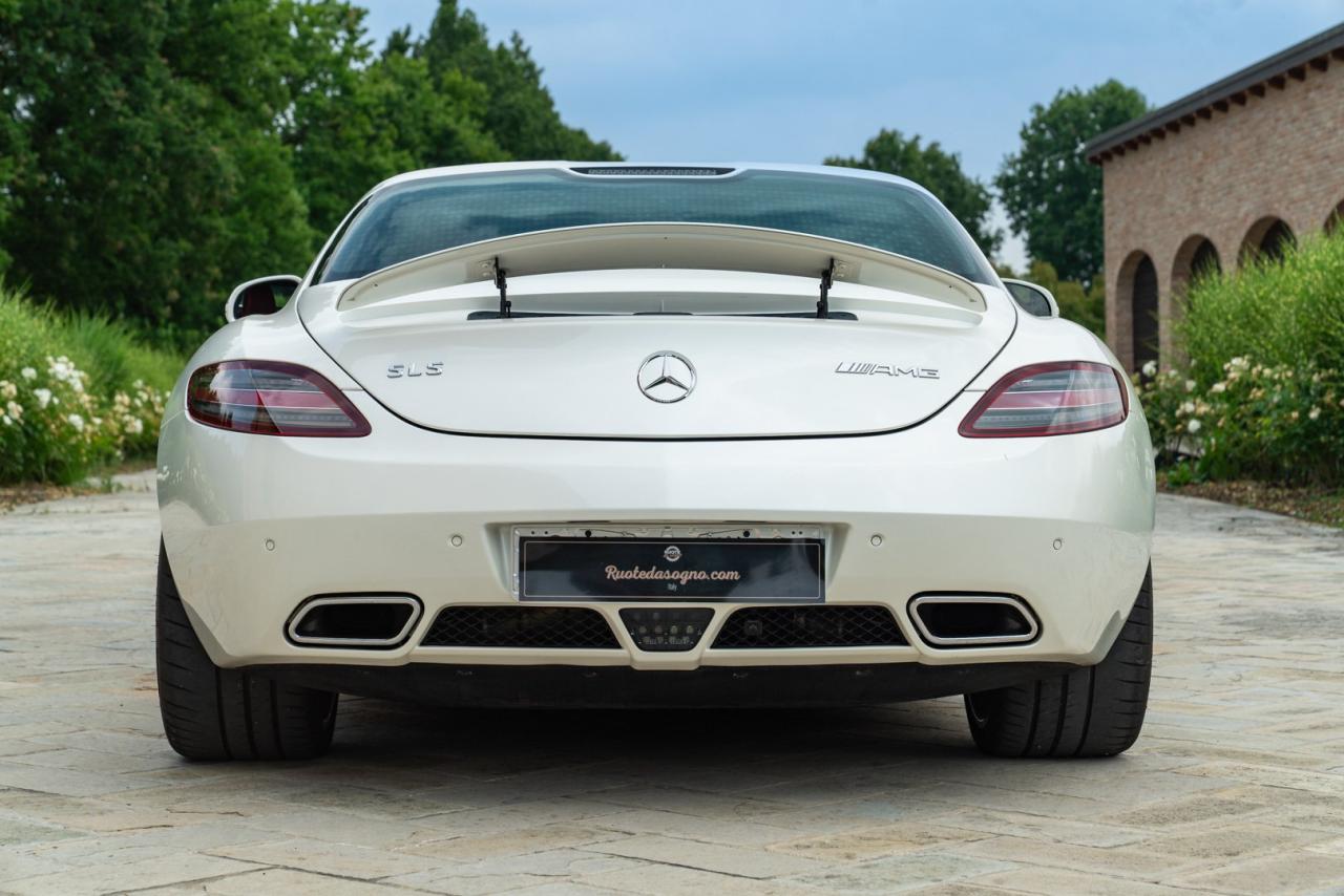 2010 Mercedes - Benz SLS AMG