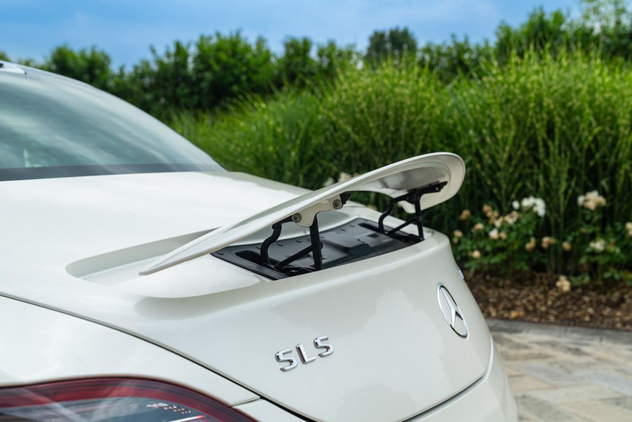 2010 Mercedes - Benz SLS AMG