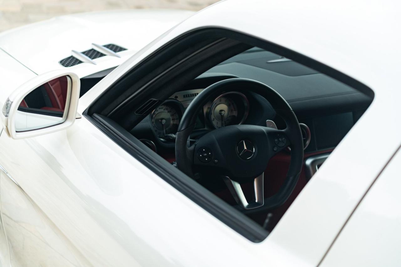 2010 Mercedes - Benz SLS AMG