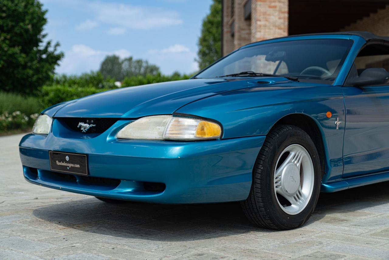 1994 Ford MUSTANG CABRIOLET