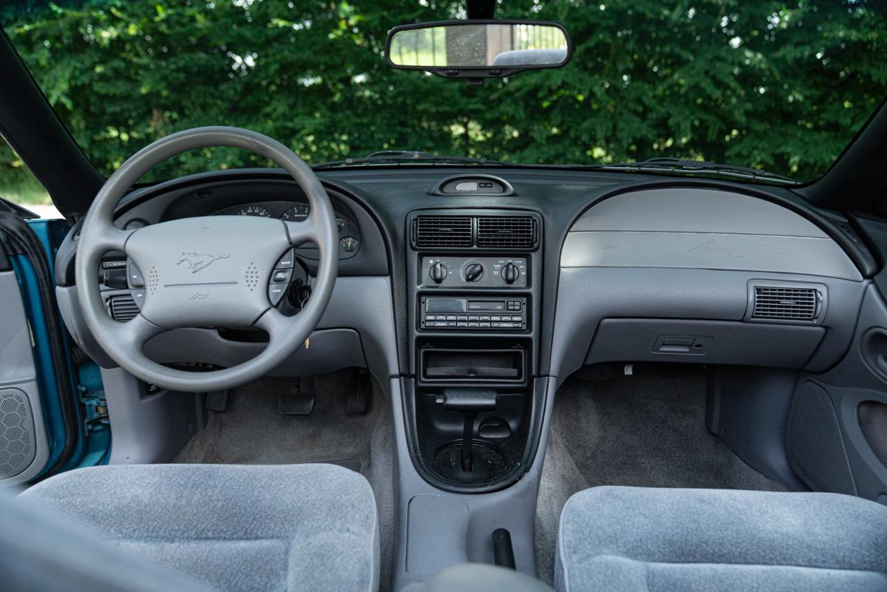 1994 Ford MUSTANG CABRIOLET