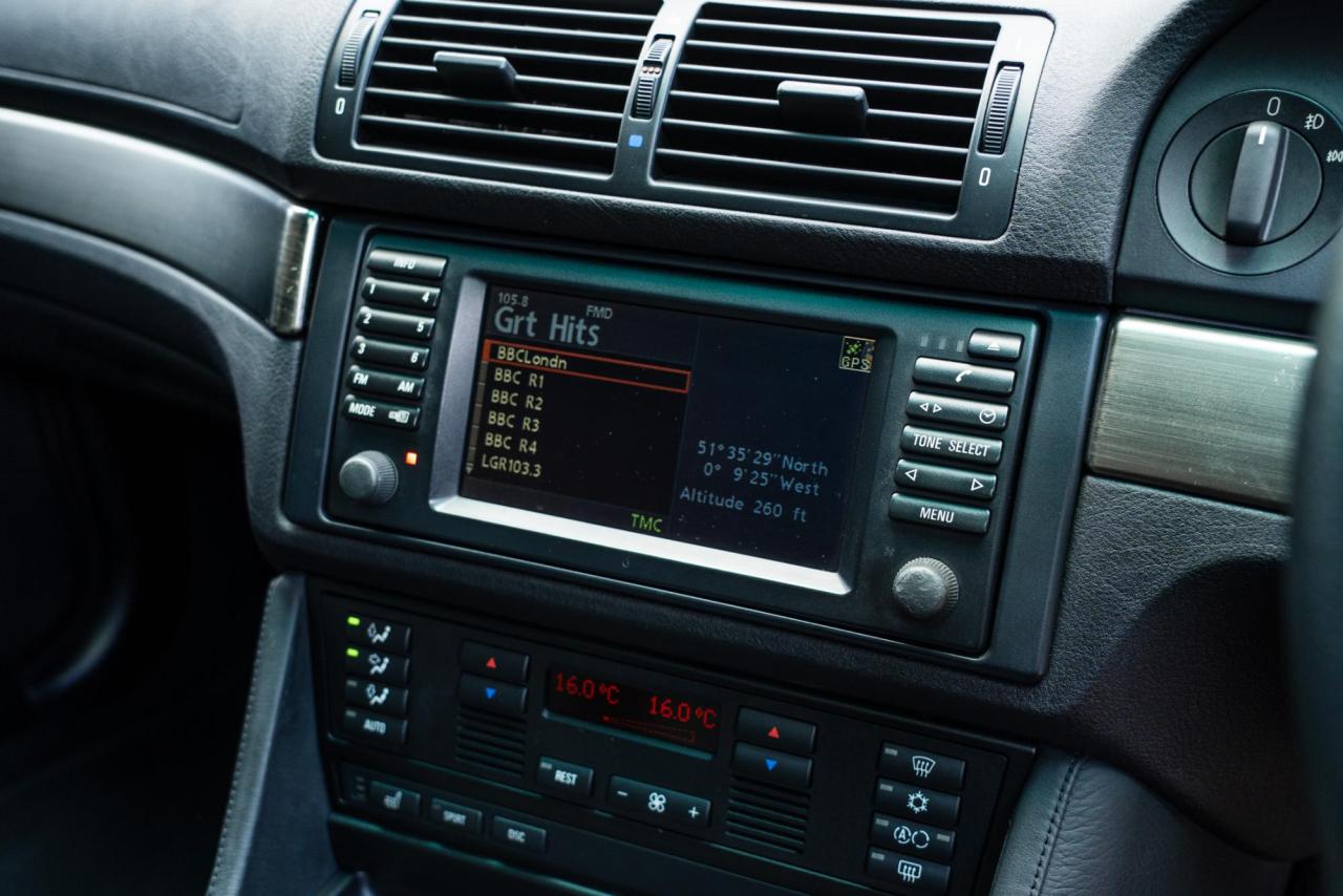 2000 BMW M5 (E39) SALOON