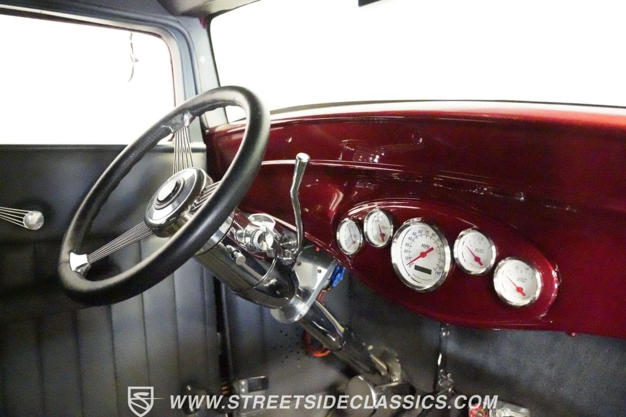 1932 Ford Victoria Streetrod