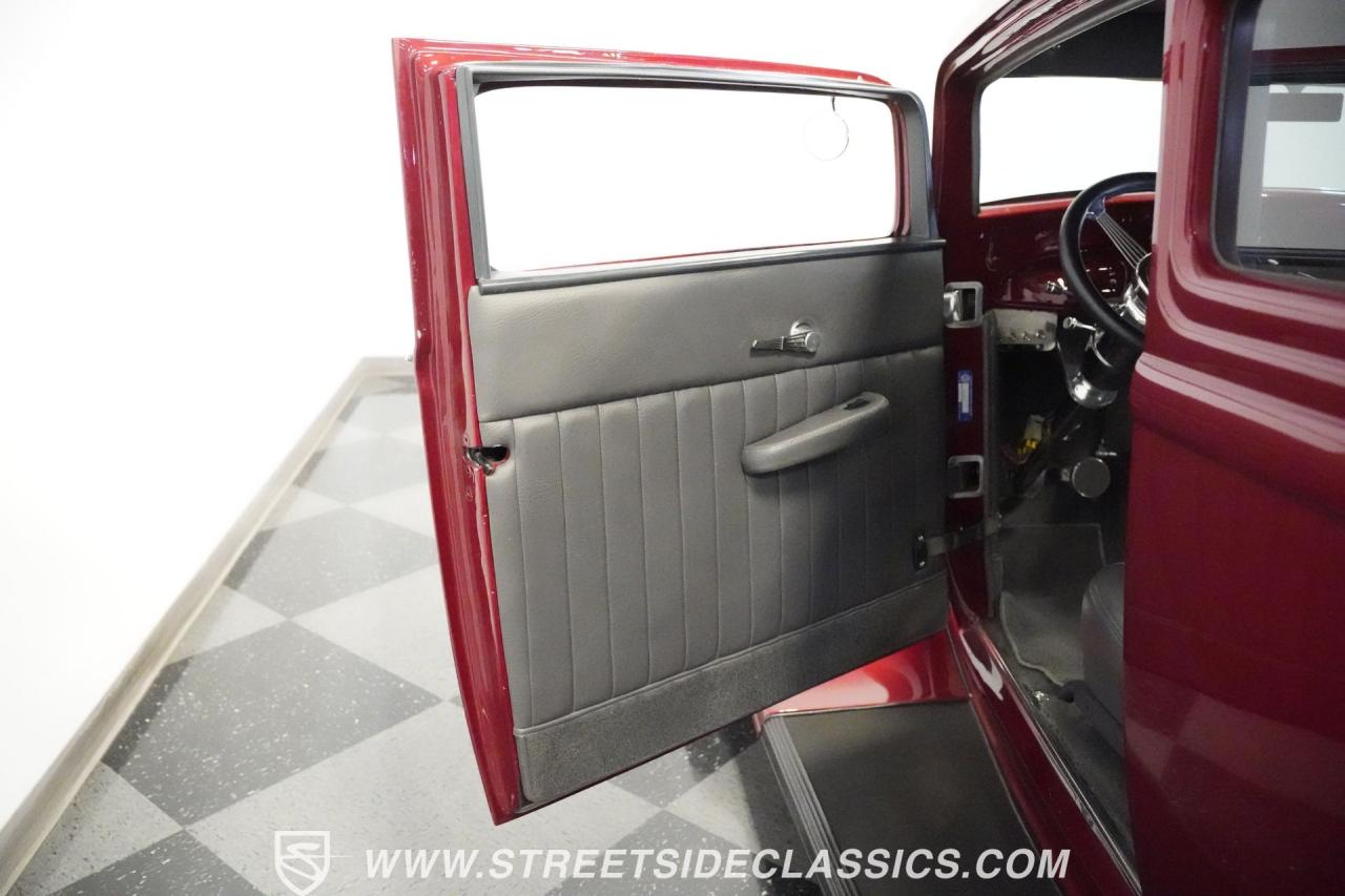 1932 Ford Victoria Streetrod