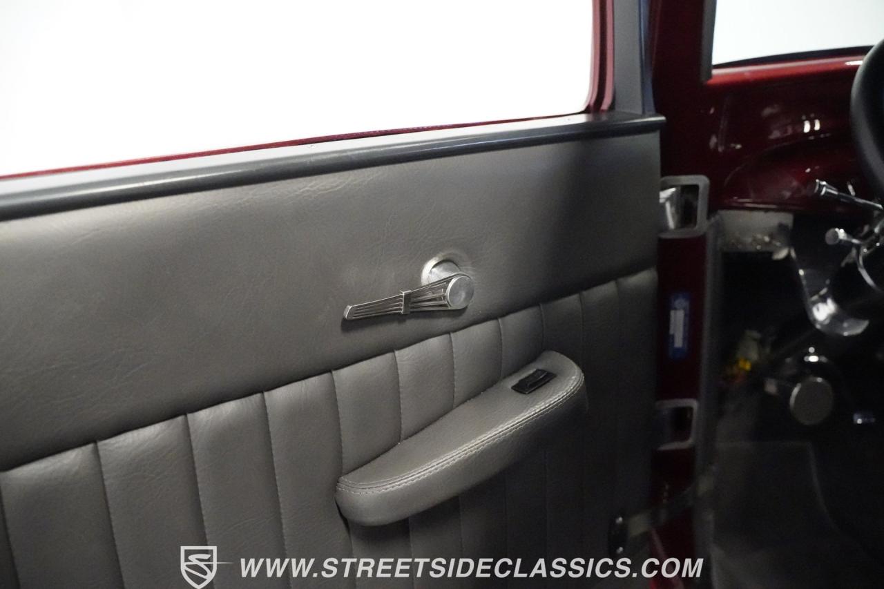 1932 Ford Victoria Streetrod