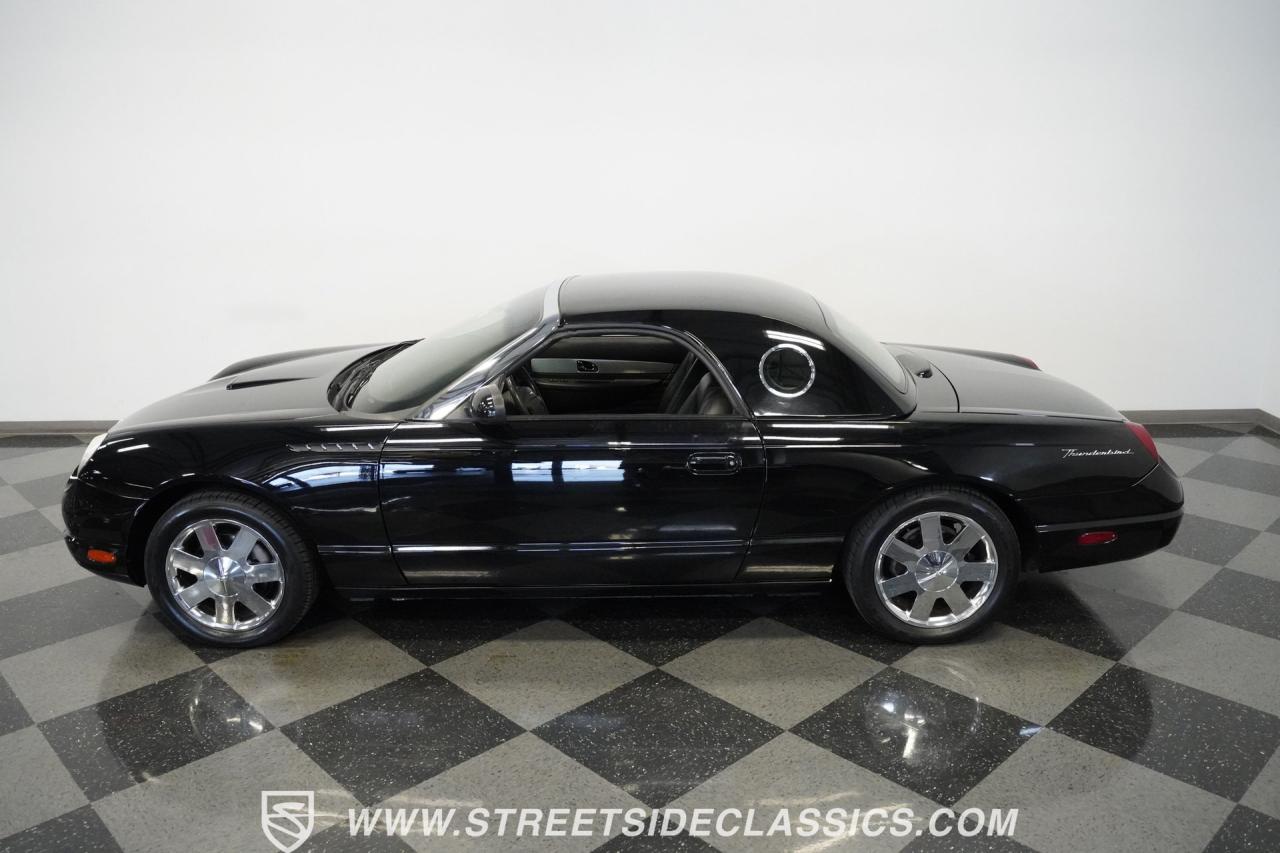 2002 Ford Thunderbird