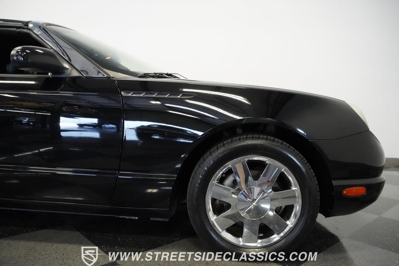 2002 Ford Thunderbird