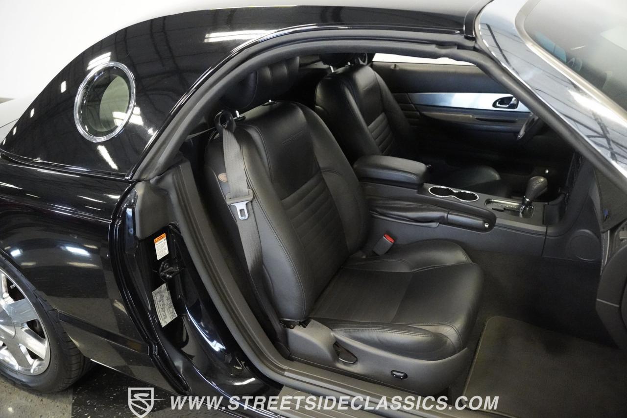 2002 Ford Thunderbird