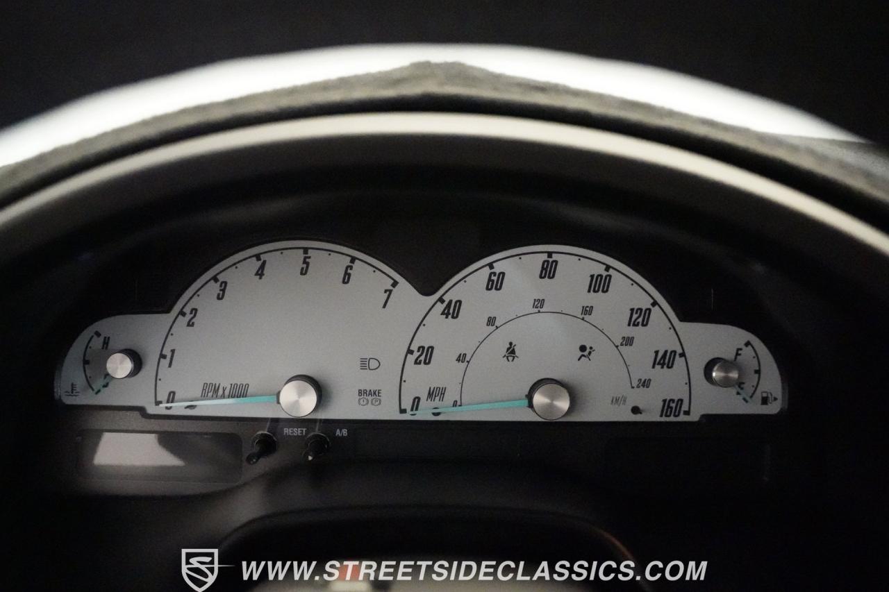 2002 Ford Thunderbird