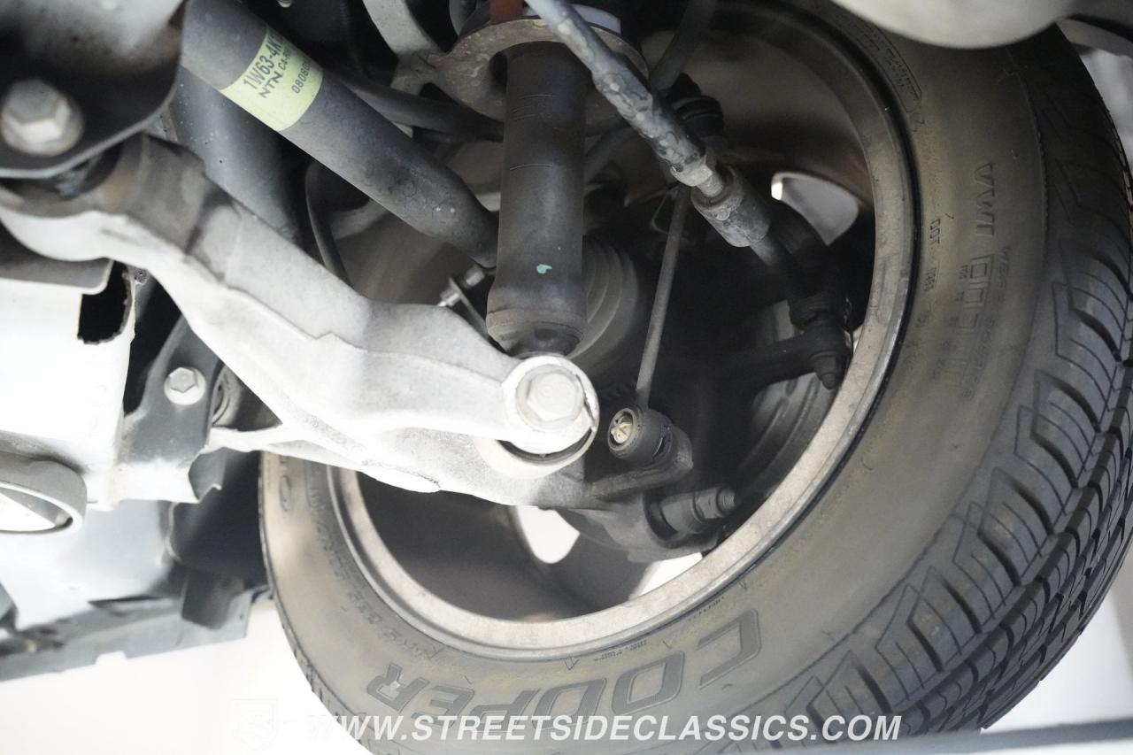 2002 Ford Thunderbird