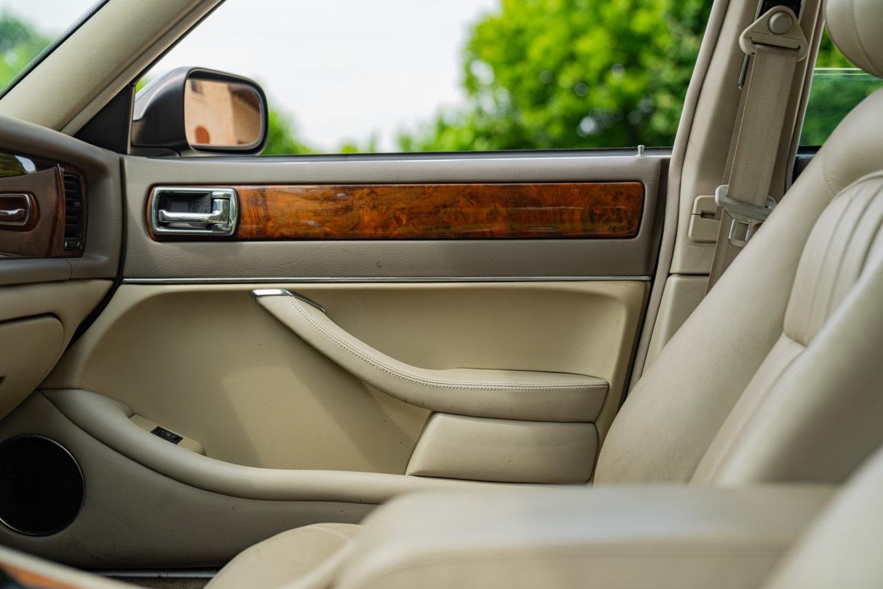 1995 Jaguar XJ6 3.2 MANUALE