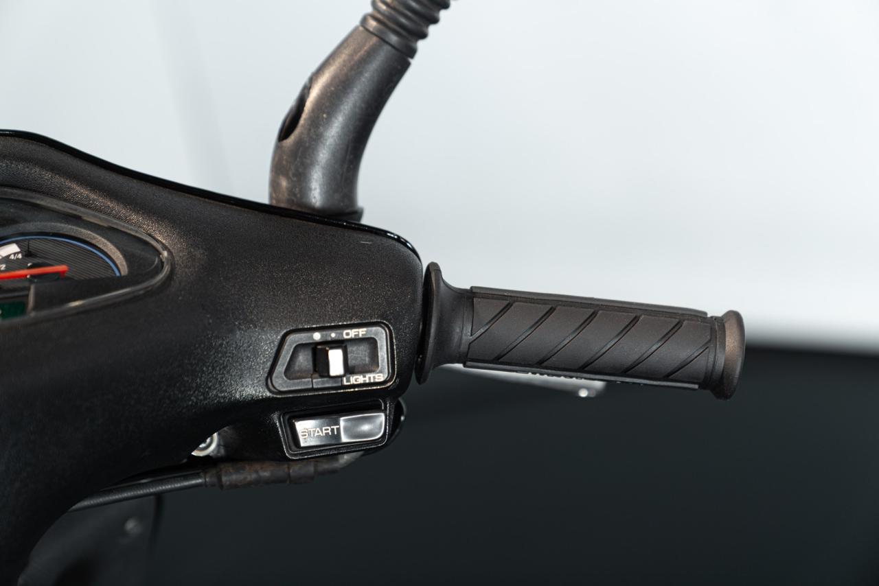 1994 Aprilia SR REPLICA MAX BIAGI