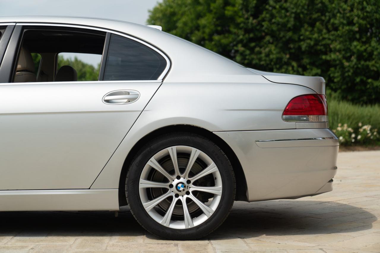 2005 BMW 745 D