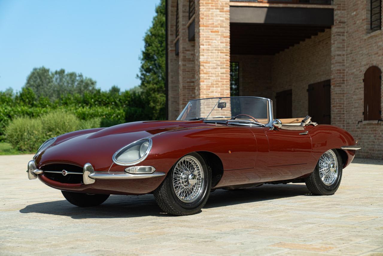 1964 Jaguar E-Type Roadster