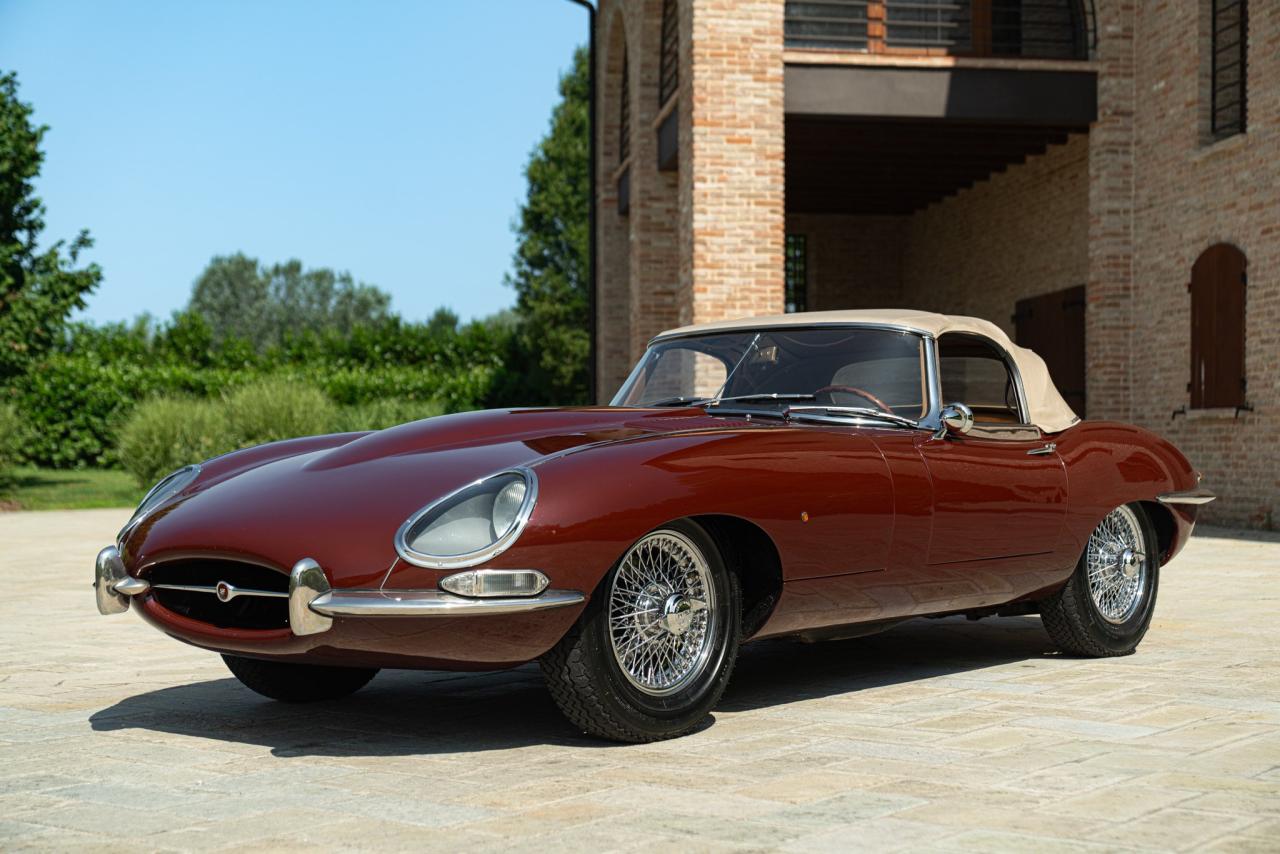 1964 Jaguar E-Type Roadster