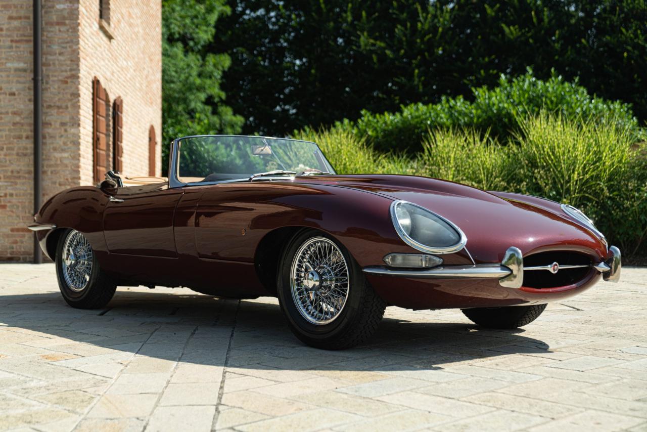 1964 Jaguar E-Type Roadster