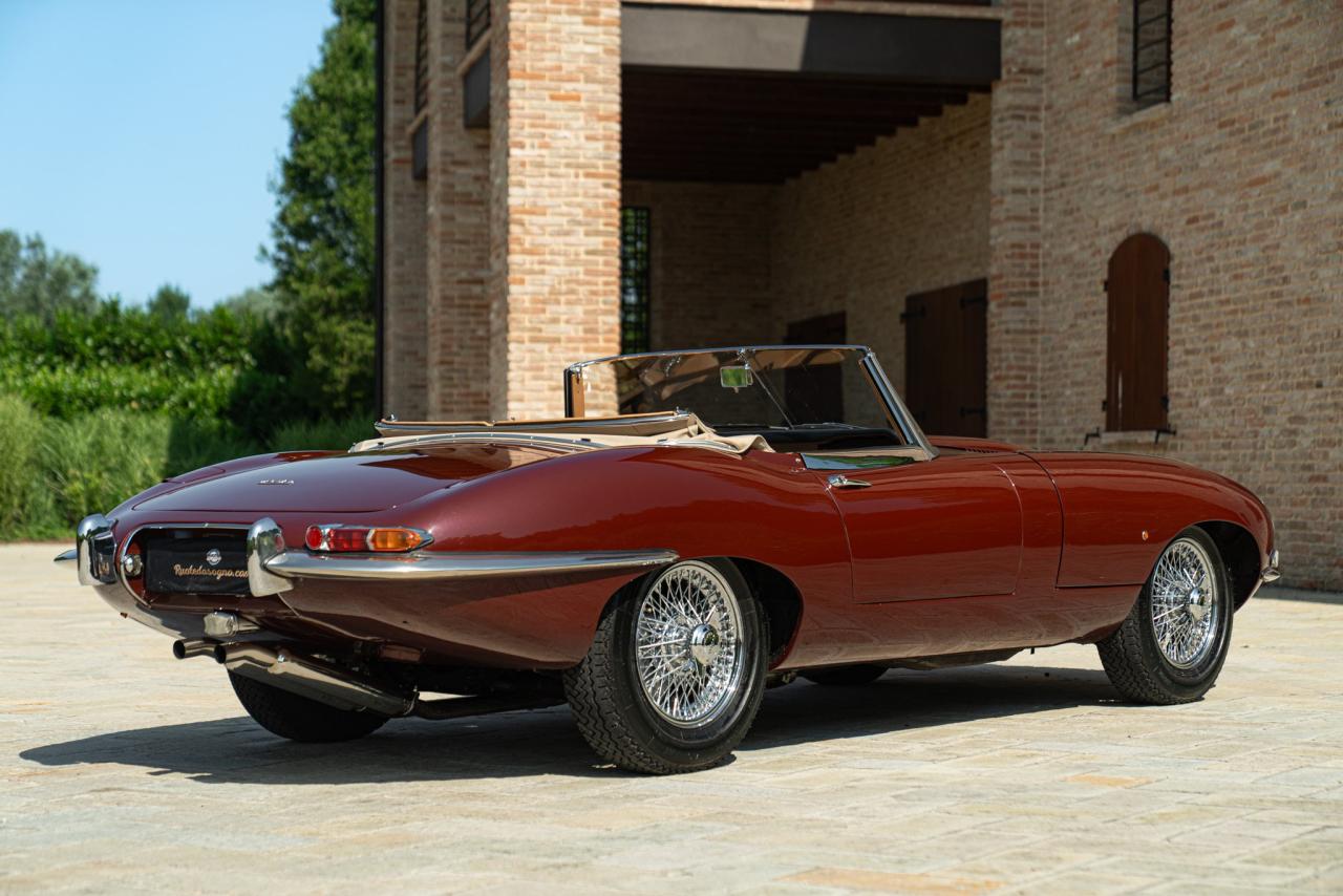 1964 Jaguar E-Type Roadster