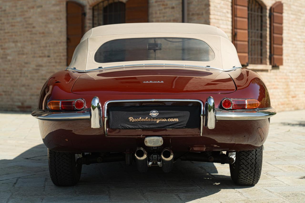 1964 Jaguar E-Type Roadster